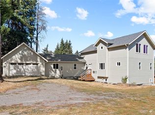 23920 51st Ln SW, Vashon, WA 98070