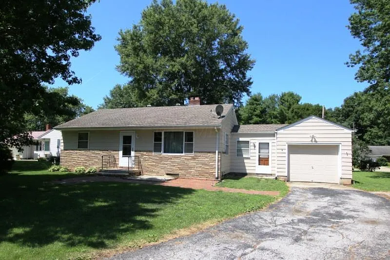 377 High St photo 1