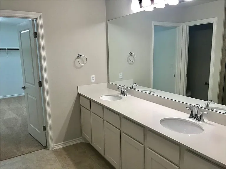 9008 Gage Dr — Photo 14
