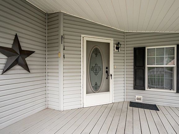 4th image of 65 Tarah Way