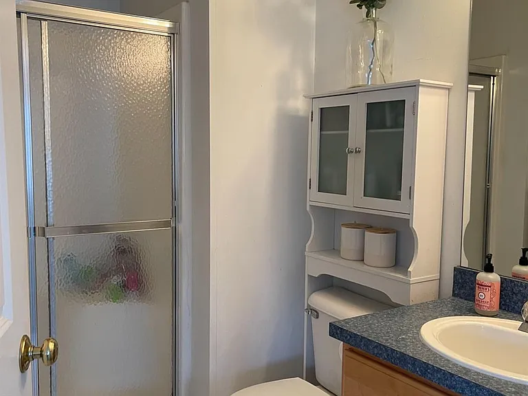 1085 Joyce Ln — Photo 12