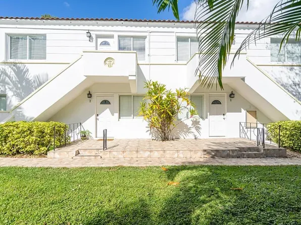 7500 NE 6th Ct APT 15, Miami, FL 33138