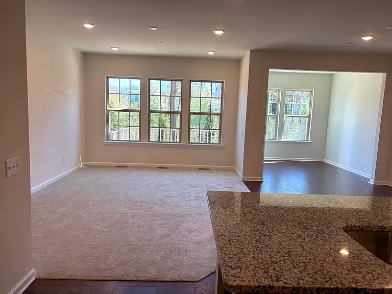 122 S Buck Tavern Way — Photo 7