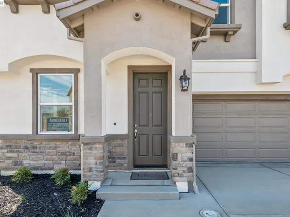129 Creek View Cir, Fairfield, CA 94533