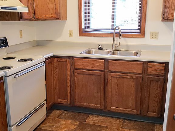 3rd image of 529 Seminole Way