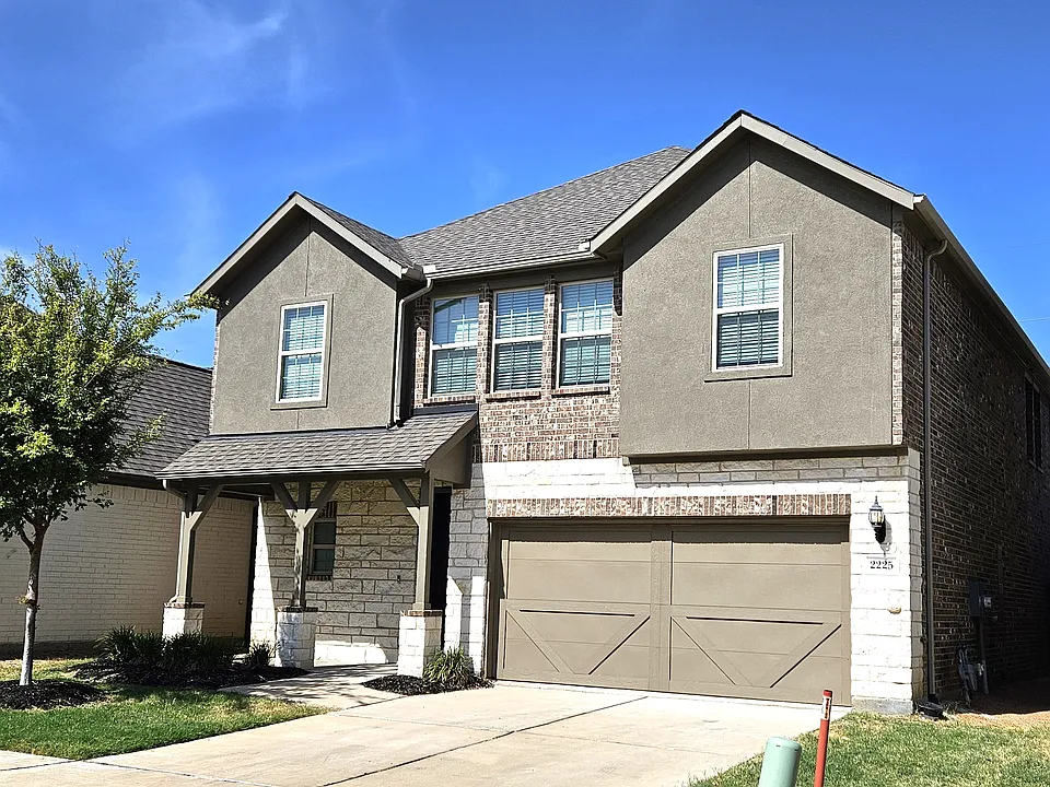 2225 Crooked Bow Dr