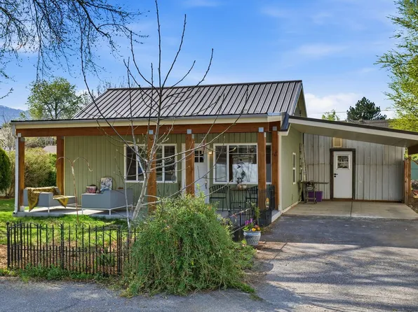 360 E Sandy Park Cir, Midvale, UT 84047