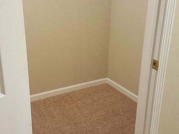 4th image of 870 N 82nd Plz APT 5