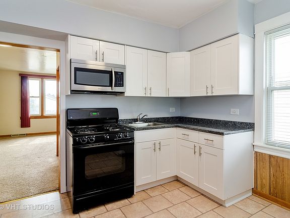 4th image of 4018 N Parkside Ave #2