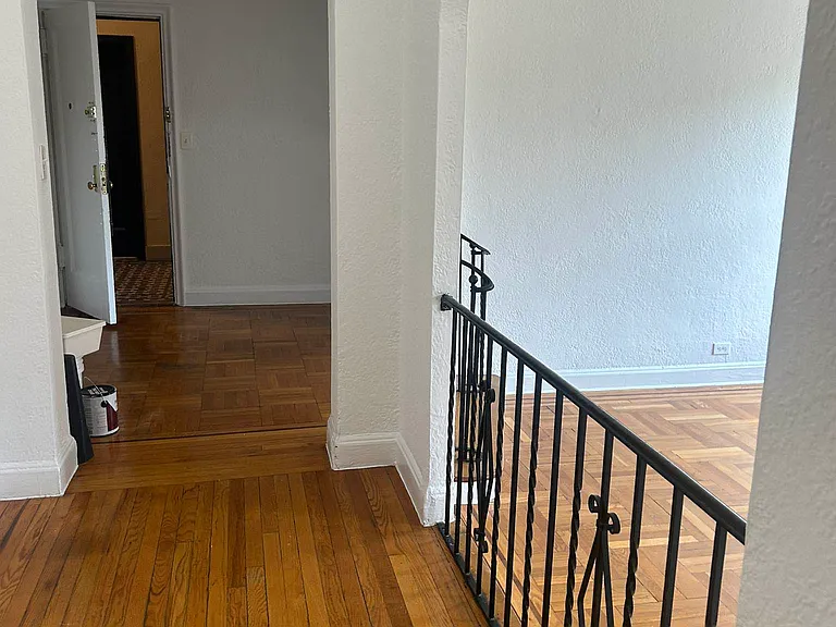 3920 Bronx Blvd #6G — Photo 4
