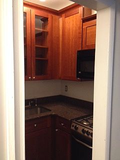 3rd image of 10 W 74th St APT 9C