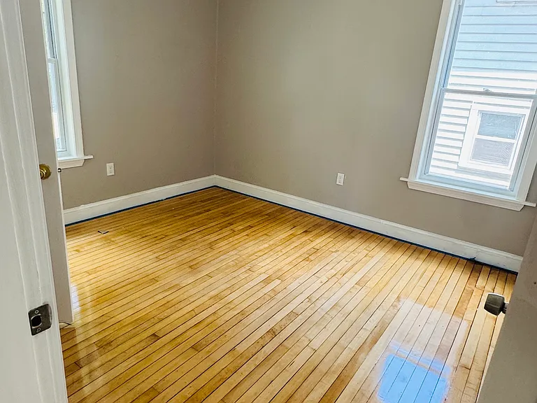 131 Ellsworth St #1 — Photo 8