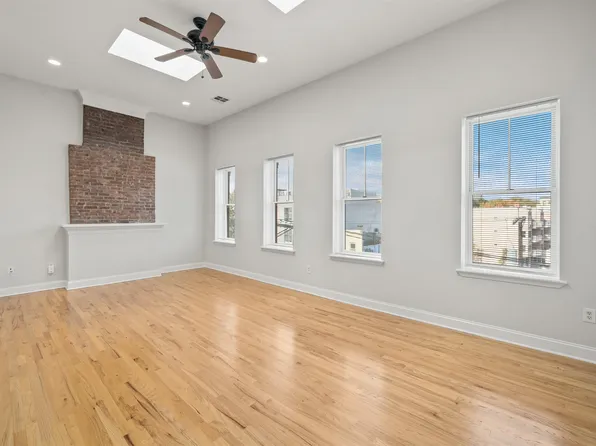 287 Grand Street image 2 of 11