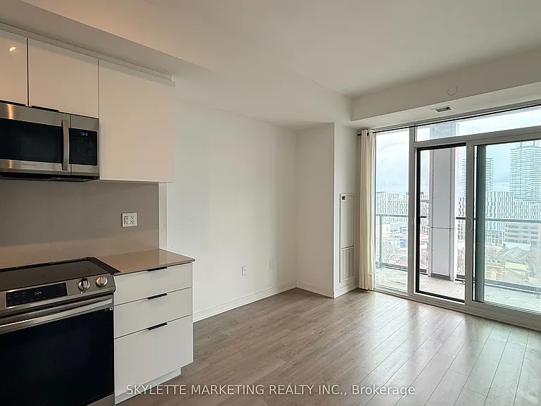 50 Power St #1308 — Photo 4