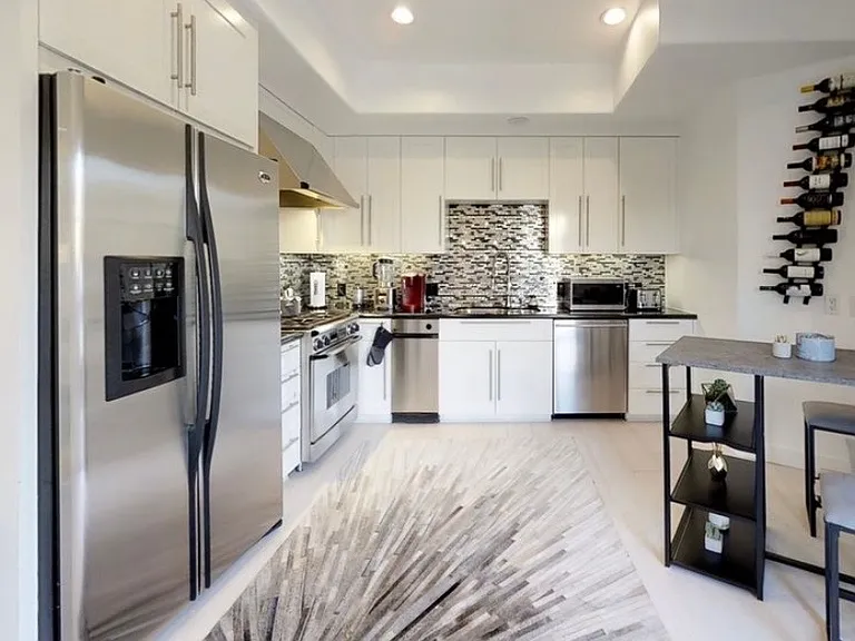 851 N San Vicente Blvd #309 — Photo 2