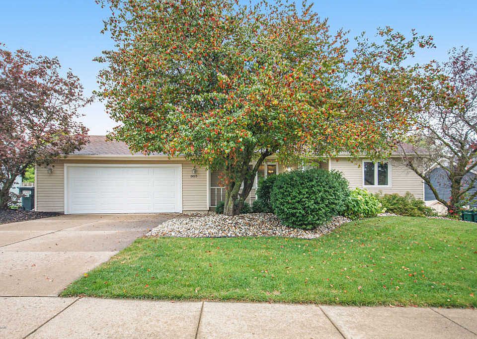 1st image of 5015 Ambercrest Ave