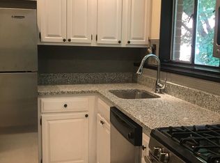 10315 Montrose Ave, Bethesda, MD 20814