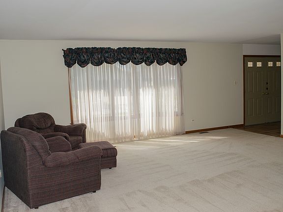 3rd image of 8040 Pottawattomi Trl
