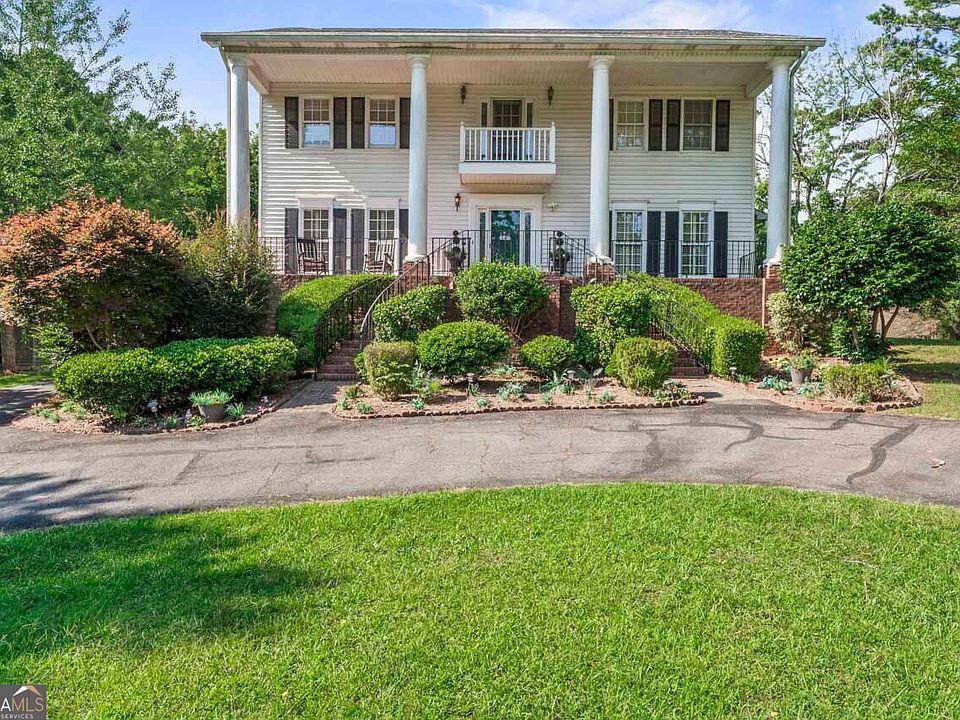 1st image of 448 Lufbery Cir