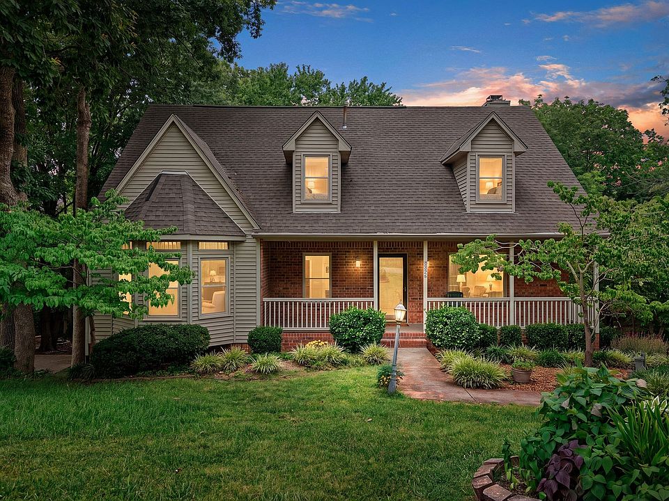 1st image of 626 Knollwood Dr