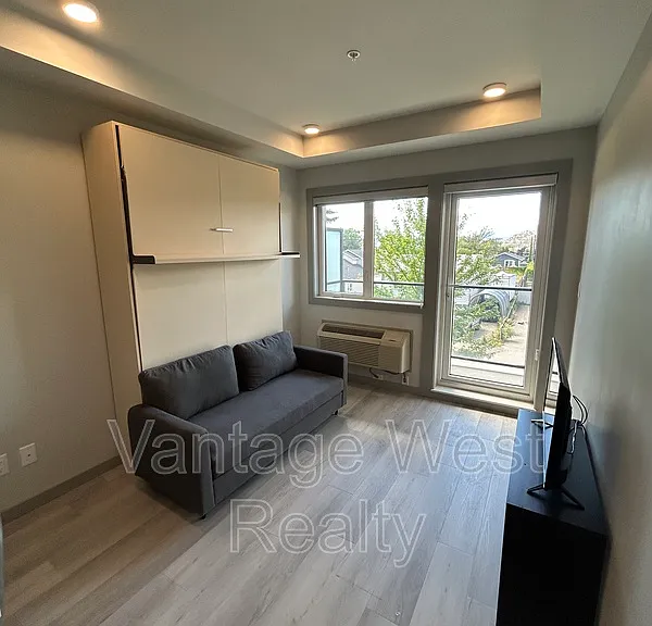 345 Dougall Rd N #209 — Photo 5