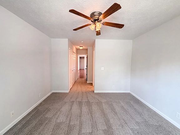 4th image of 3217 Penn Meade Way