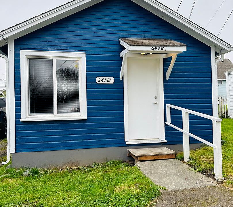 1st image of 2412 1/2 Everett Ave