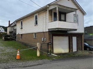 204 1/2 Longfellow St, Vandergrift, PA 15690