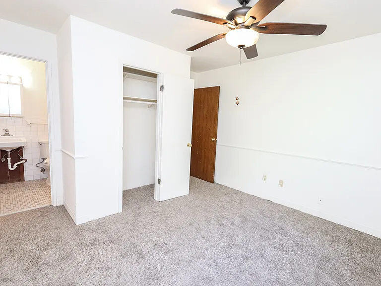 Corner 29 Apartments — Photo 36