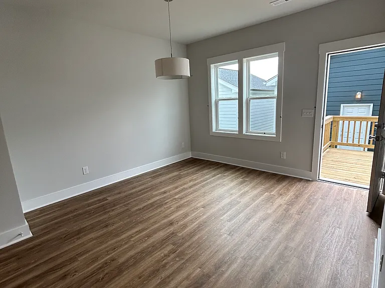 1909 Plott Balsam Dr — Photo 12