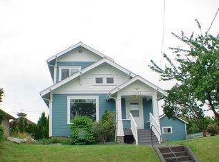 1405 8th St, Anacortes, WA 98221