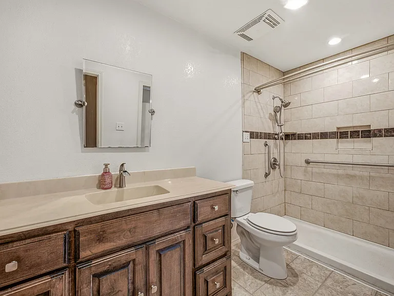 5237 Bedfordshire Dr — Photo 19