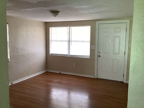 3rd image of 2712 Vermont Ave