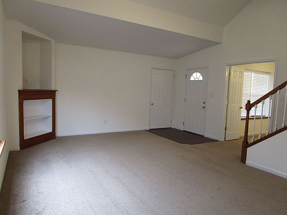 4th image of 1717-1719 Louise Cir