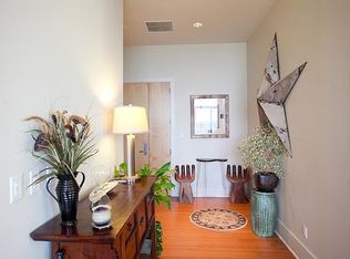 555 5th St #2729, Austin, TX 78701