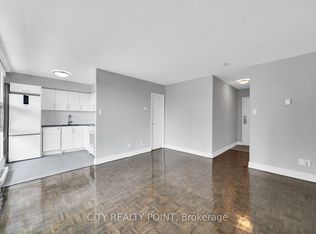 33 Isabella St #1116, Toronto, ON M4Y 2P7