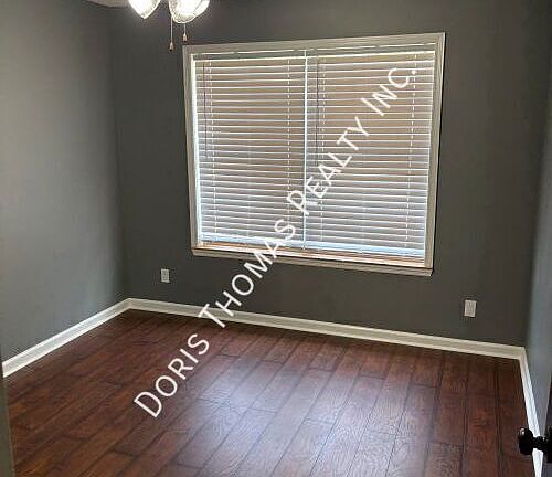 5th image of 23 Sugar Cane Dr