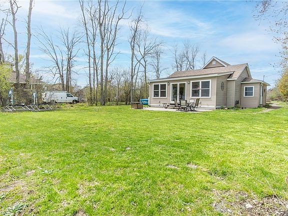 3rd image of 10360 Lasher Rd