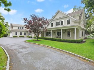 12 Ivanhoe Ln, Greenwich, CT 06830