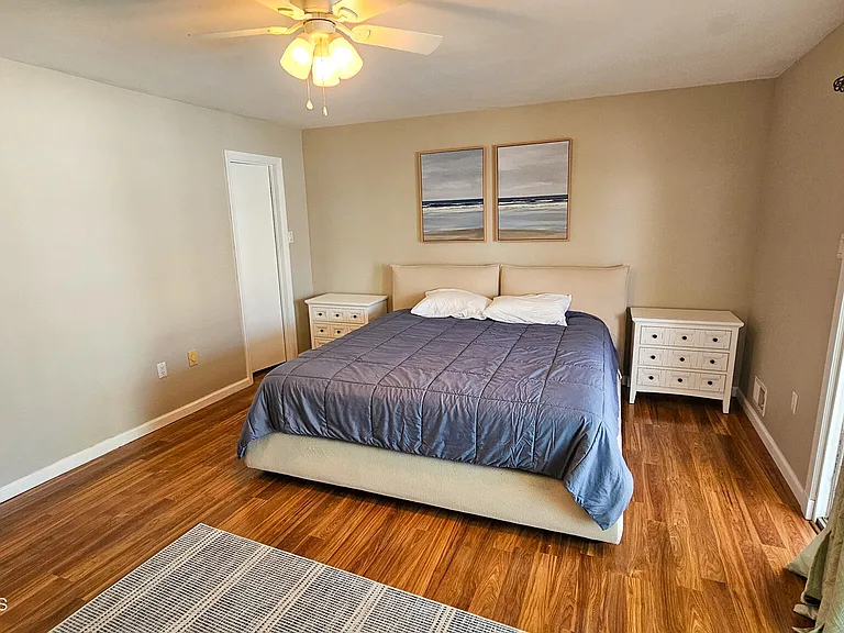 702 Newell Ave — Photo 43