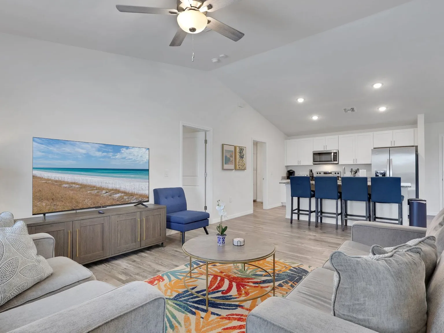 4 bed, 1767 sqft, $4,000 — Photo 3