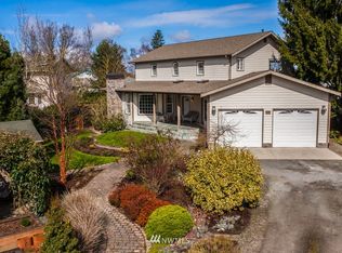 415 E State St, La Conner, WA 98257