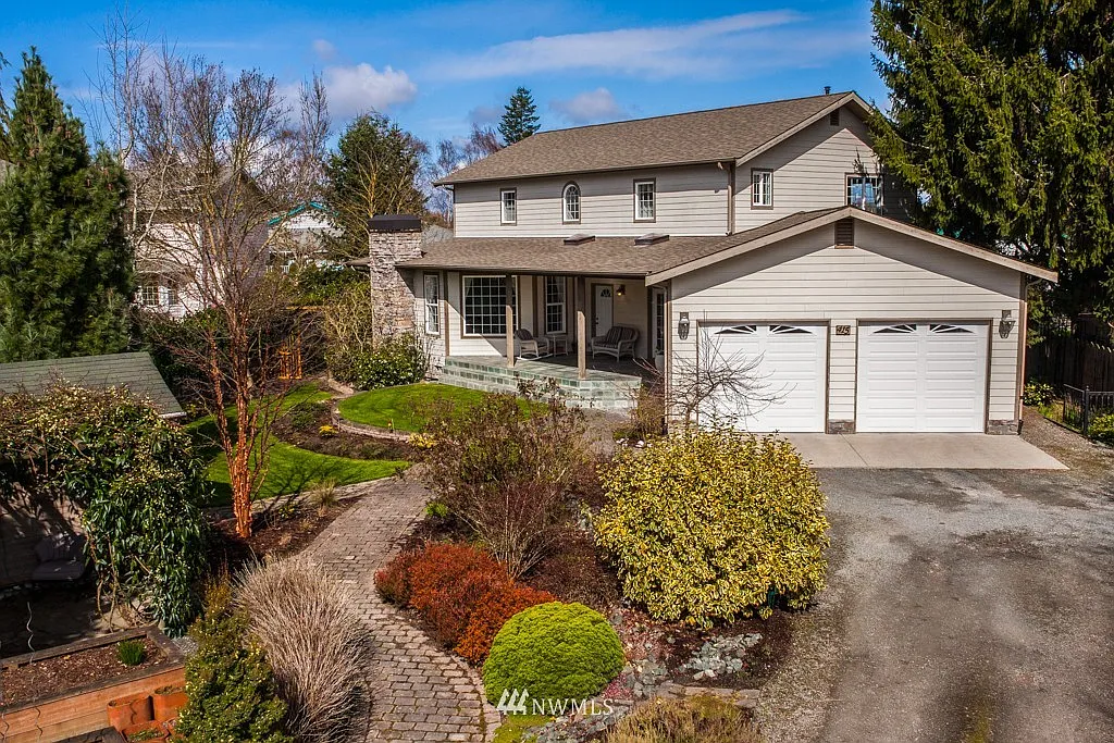 415 E State Street photo 1