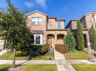 6611 Deleon St, Irving, TX 75039