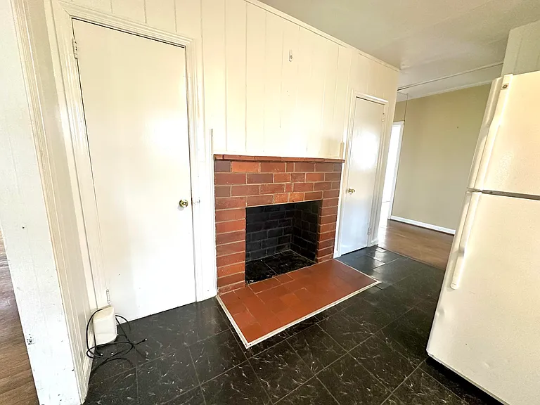 217 E Vineland Rd — Photo 9