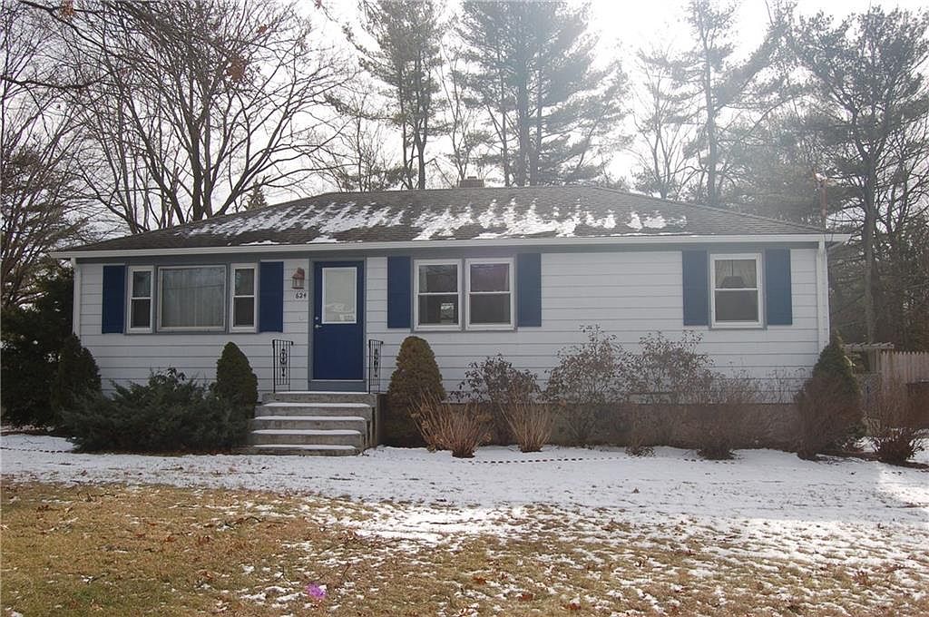624 Church Ave, Warwick, RI 02889 Zillow