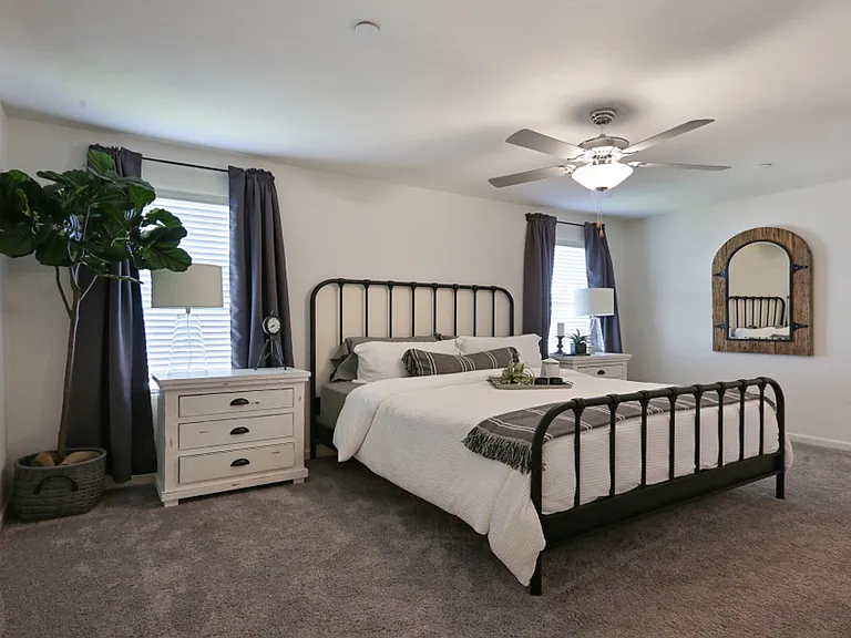 Master bedroom (Owner suite)