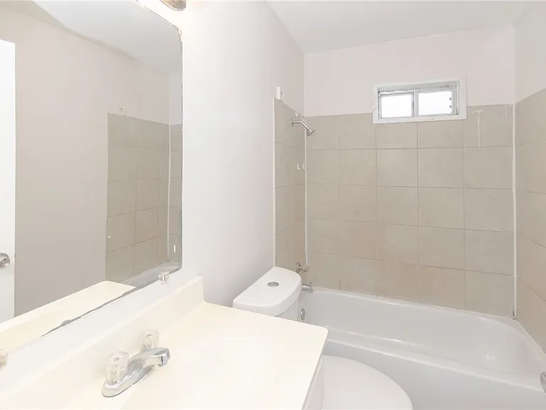1532 Lazy Ln — Photo 4
