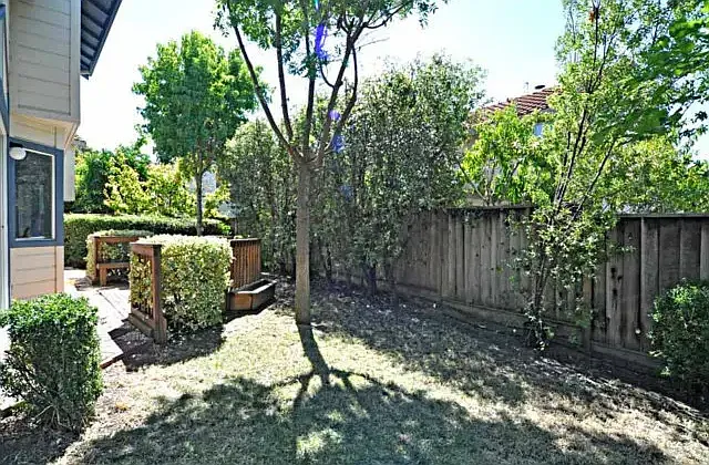 684 Costigan Cir — Photo 10