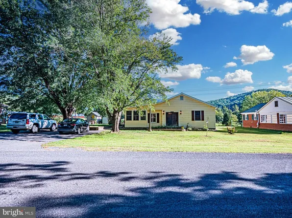 2468 Dry Run Rd, Luray, VA 22835